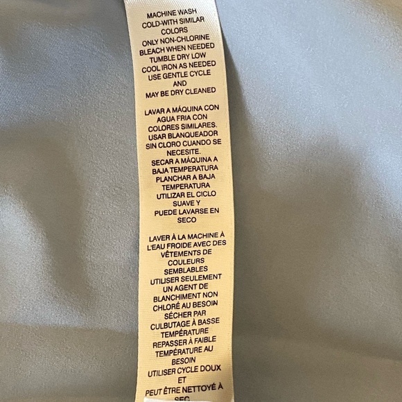 ๐2/$20 White House Black Market Sz S Blue Satin Midi Skirt - Picture 7 of 8